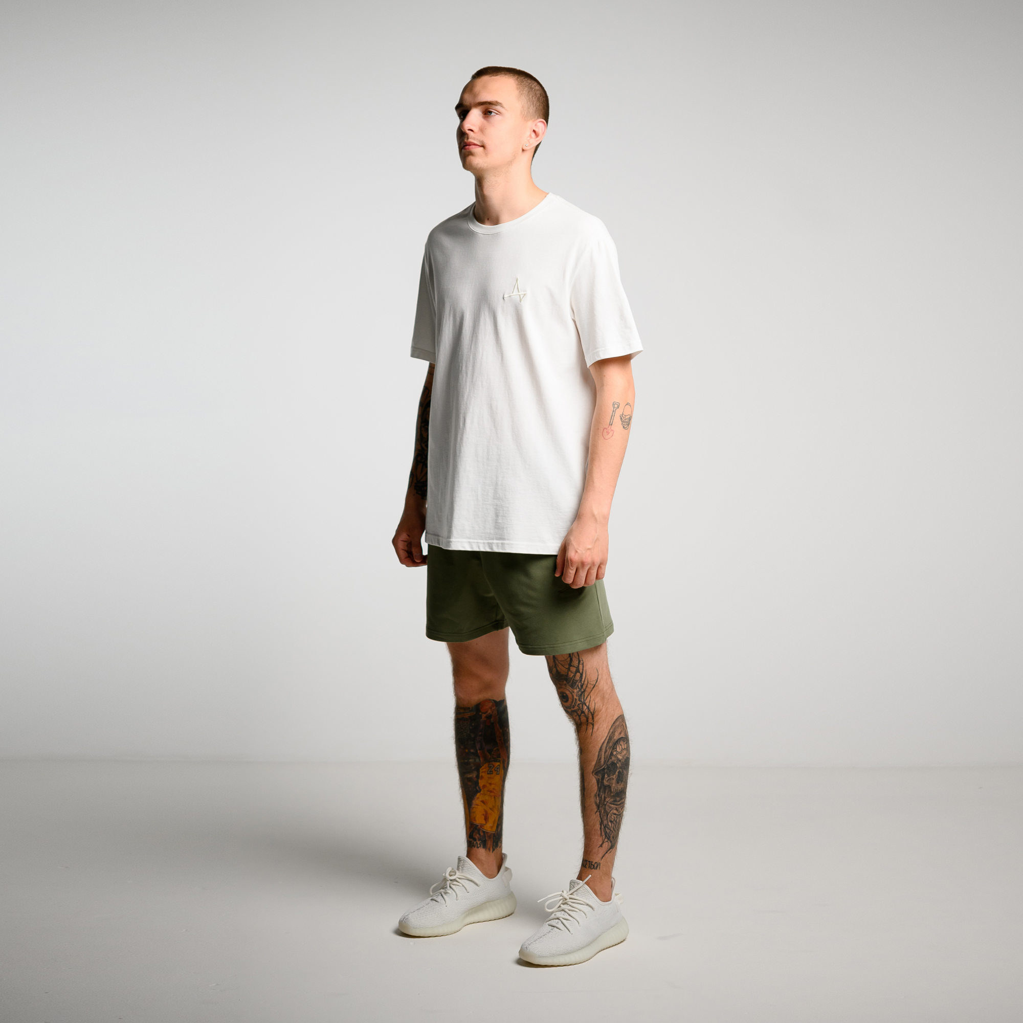 Shorts Simple 3 Velur light