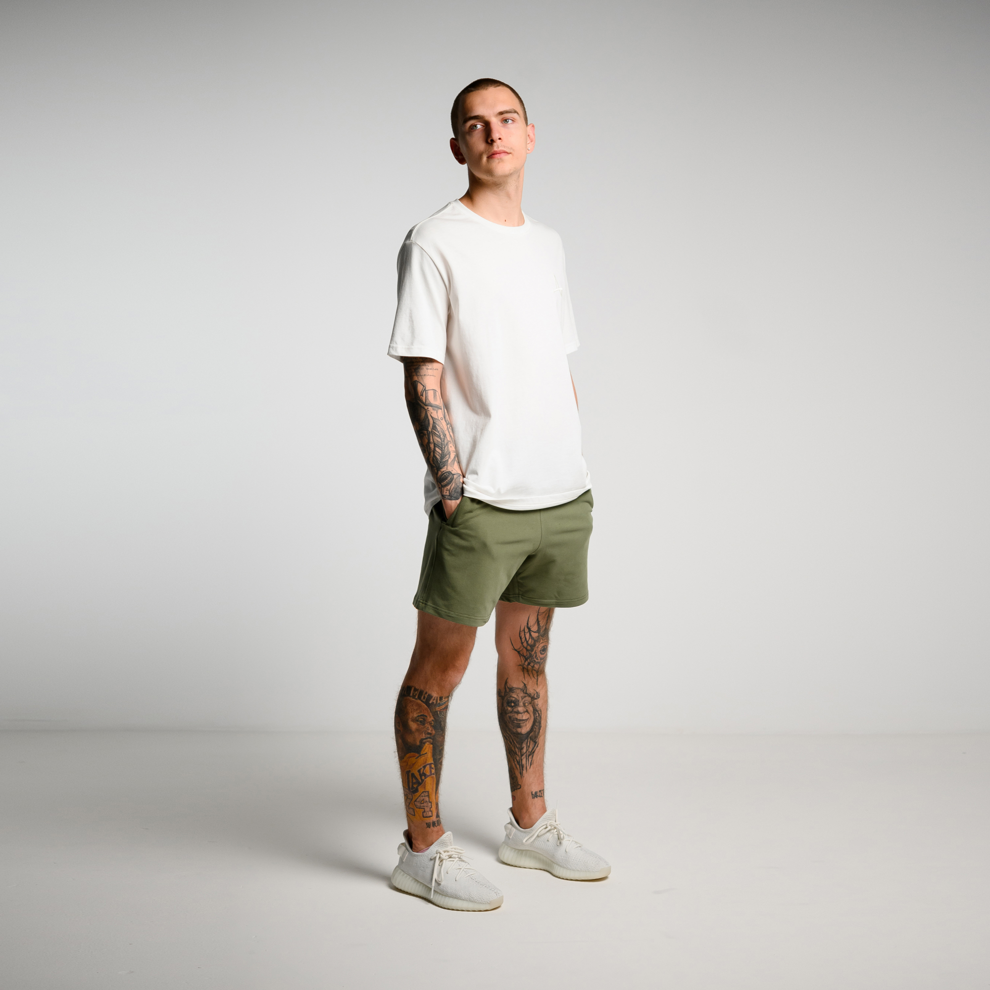 Shorts Simple 3 Velur light