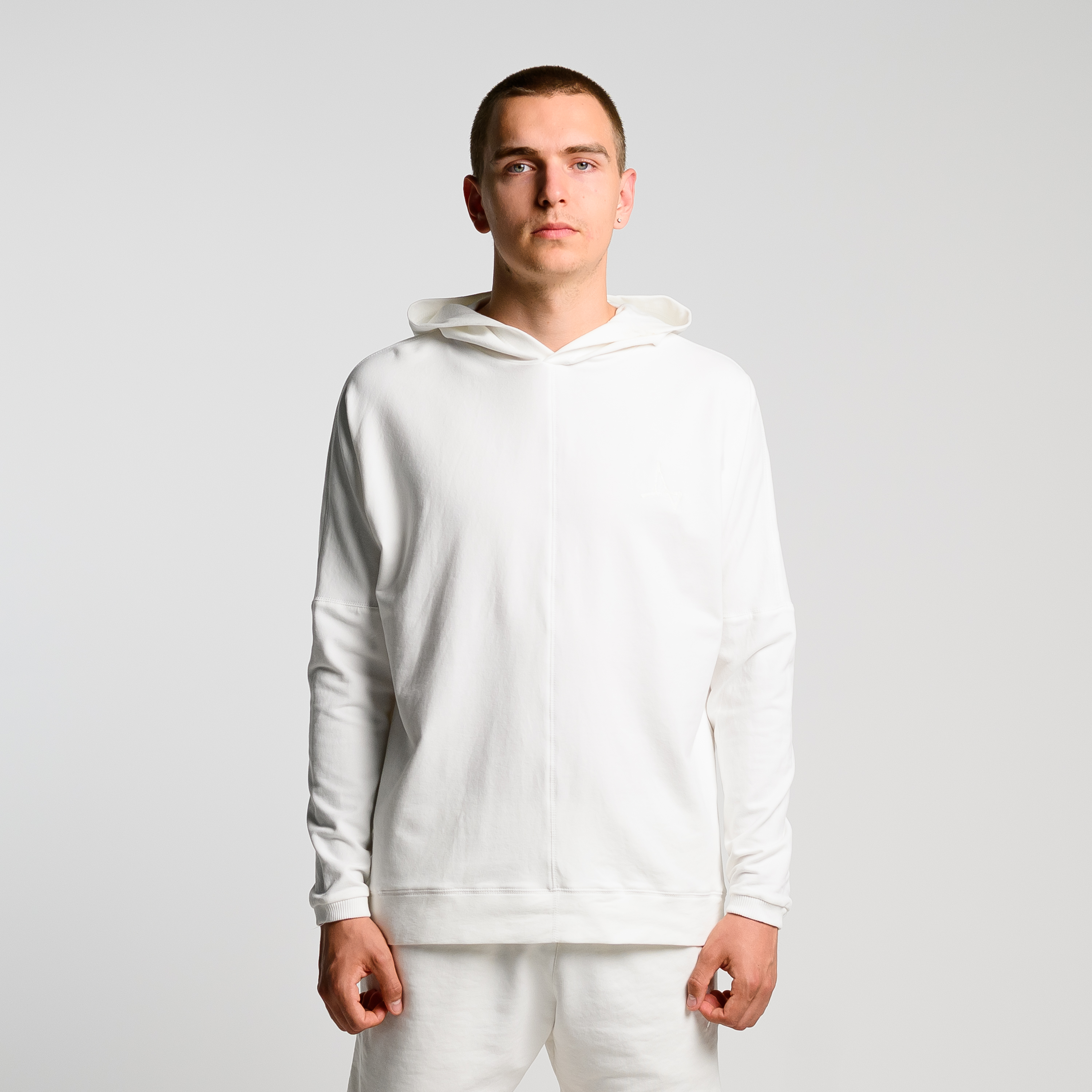

Худи Oversize Velur легкое, Молочный